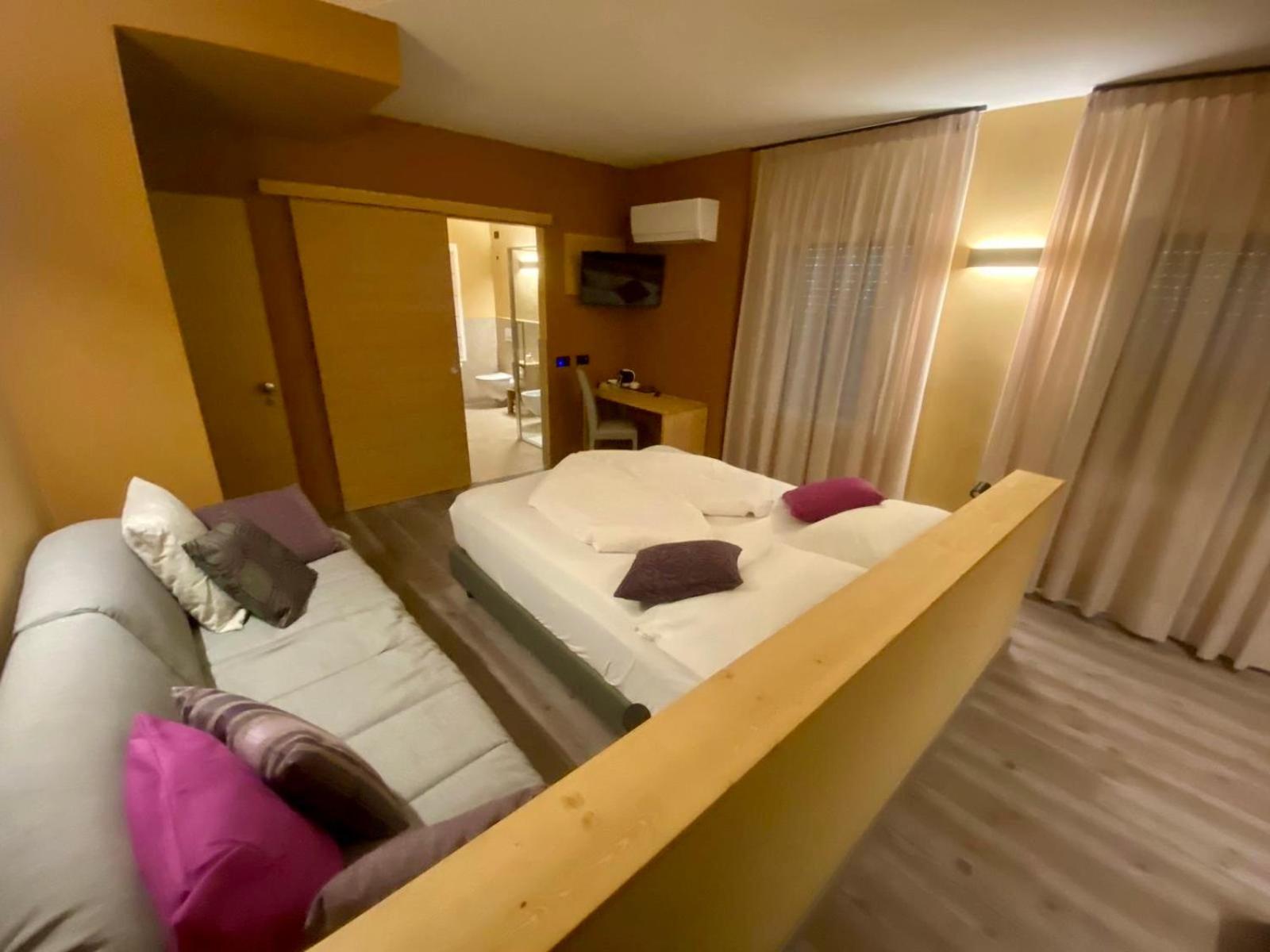 Carla Failela Hotel วาลลิ เดล ปาซูบิโอ ภายนอก รูปภาพ